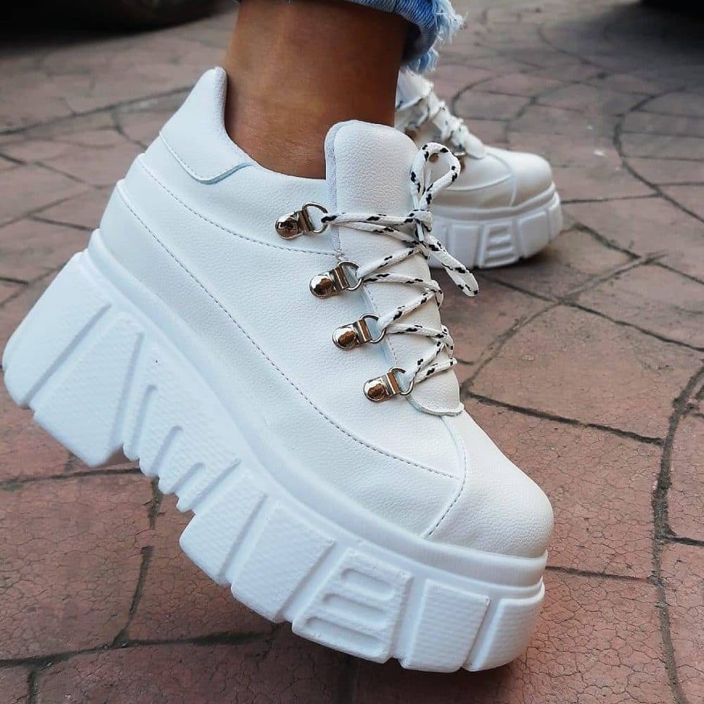 Tenis de plataforma blanco de ML Lorenzana